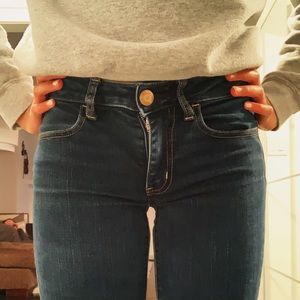 american eagle jeans!!